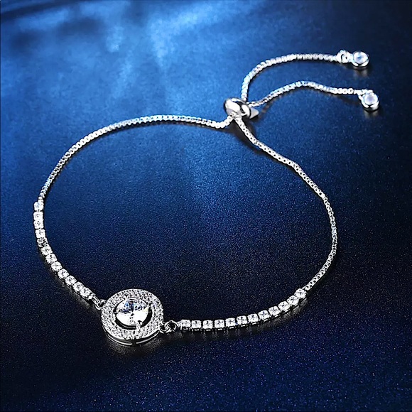 Jewelry - 💙Adjustable Sterling Silver Bracelet